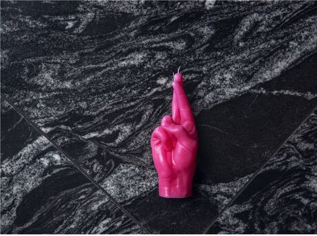 CANDLEHAND CROSSED FINGERS MUM PEMBE