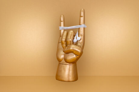 GOLD ROCK ON - HEADPHONE STAND - 4